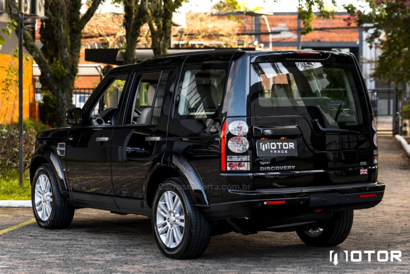 DISCOVERY 4 3.0 SE 4X4 V6 24V TURBO DIESEL 4P AUTOMÁTICO - 2015 - PORTO ALEGRE