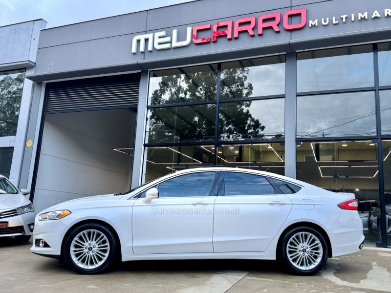 FUSION 2.0 TITANIUM FWD 16V GASOLINA 4P AUTOMÁTICO - 2016 - LAJEADO