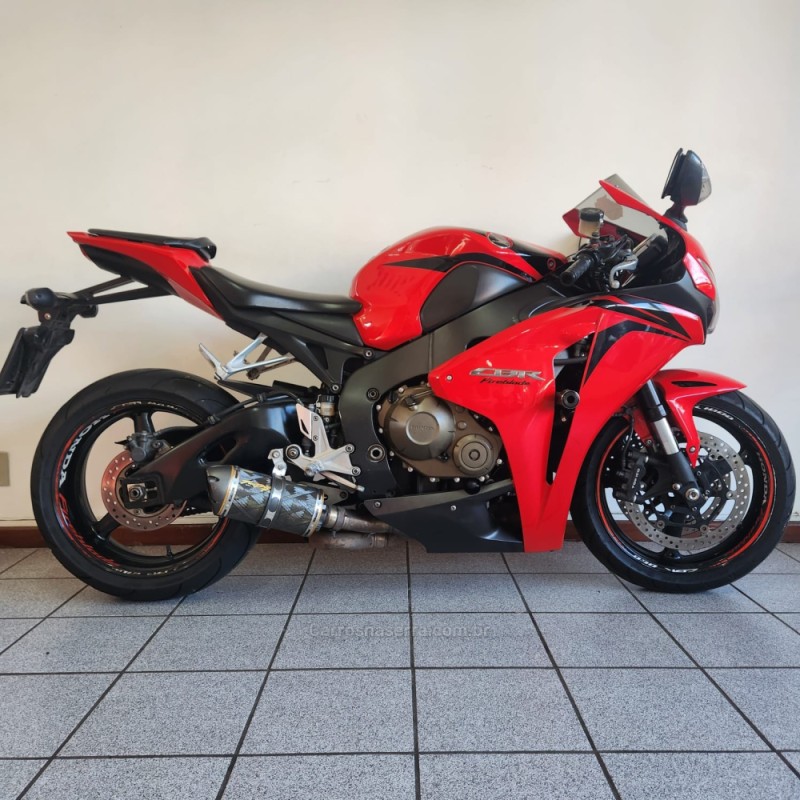 CBR 1000RR FIREBLADE - 2008 - FARROUPILHA