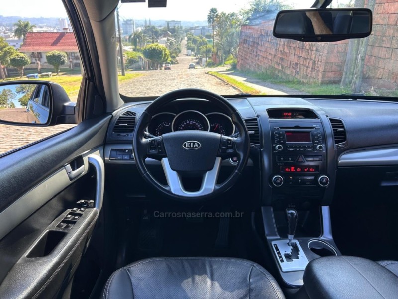 SORENTO 3.5 4X4 V6 24V GASOLINA 4P AUTOMÁTICO - 2011 - VENâNCIO AIRES