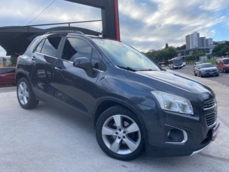 tracker 1.8 mpfi ltz 4x2 16v flex 4p automatico 2014 caxias do sul