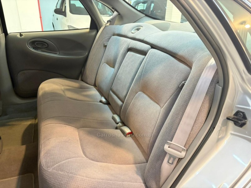 TAURUS 3.0 LX V6 24V GASOLINA 4P AUTOMÁTICO - 1997 - BENTO GONçALVES