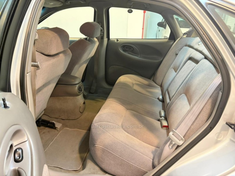 TAURUS 3.0 LX V6 24V GASOLINA 4P AUTOMÁTICO - 1997 - BENTO GONçALVES