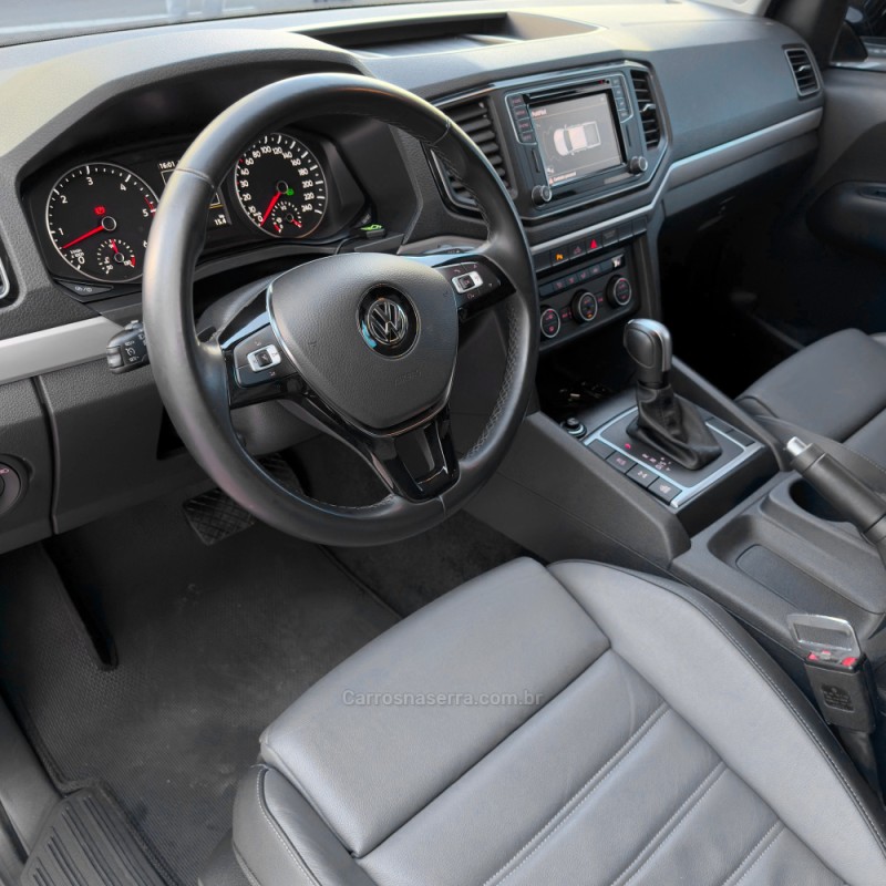 AMAROK 3.0 V6 TDI HIGHLINE CD DIESEL 4MOTION AUTOMÁTICO - 2024 - FLORES DA CUNHA