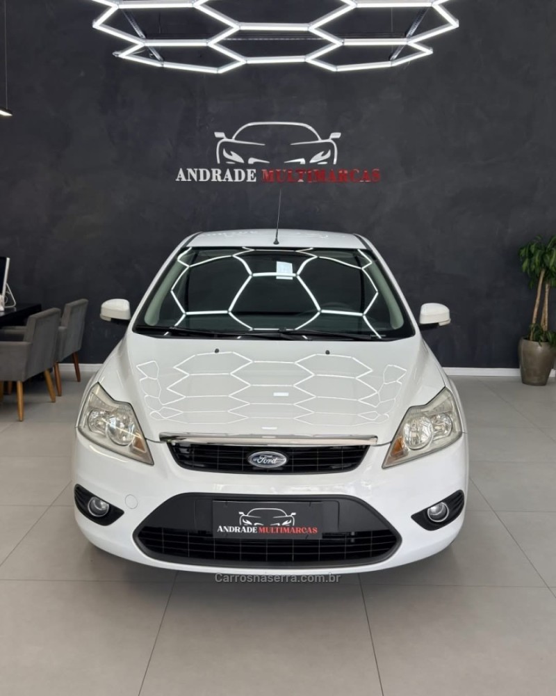 FOCUS 2.0 GLX 16V FLEX 4P MANUAL - 2009 - CAXIAS DO SUL