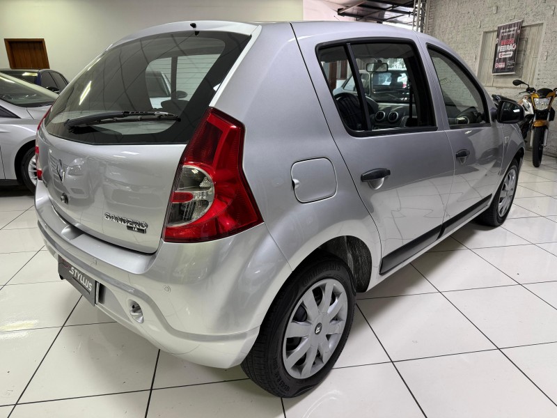 SANDERO 1.6 EXPRESSION 8V FLEX 4P MANUAL - 2011 - ESTâNCIA VELHA