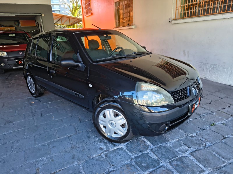 CLIO 1.0 AUTHENTIQUE PLUS 8V GASOLINA 4P MANUAL - 2006 - CAXIAS DO SUL