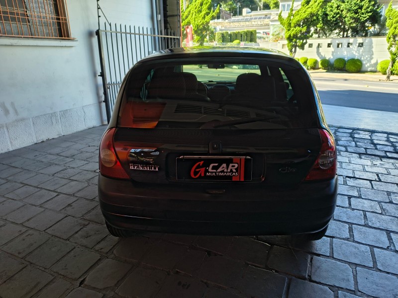 CLIO 1.0 AUTHENTIQUE PLUS 8V GASOLINA 4P MANUAL - 2006 - CAXIAS DO SUL