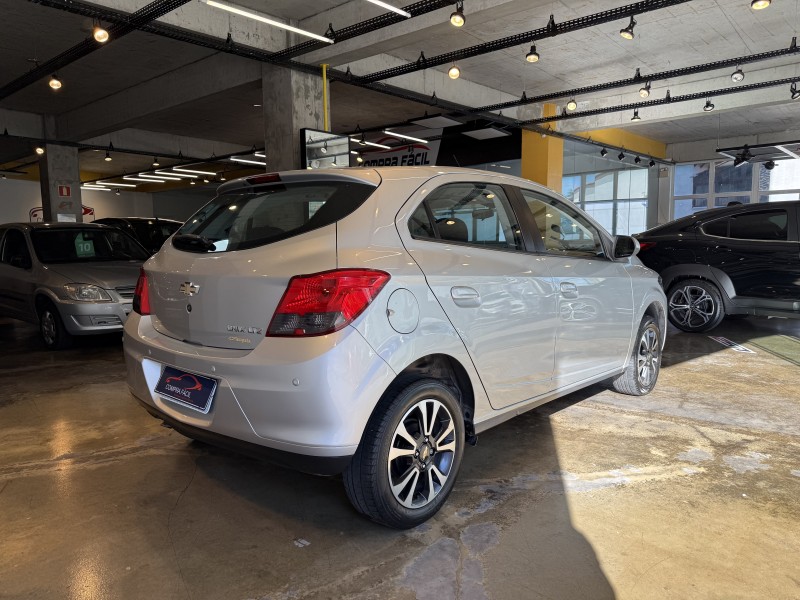 ONIX 1.4 MPFI LTZ 8V FLEX 4P AUTOMÁTICO - 2015 - BENTO GONçALVES