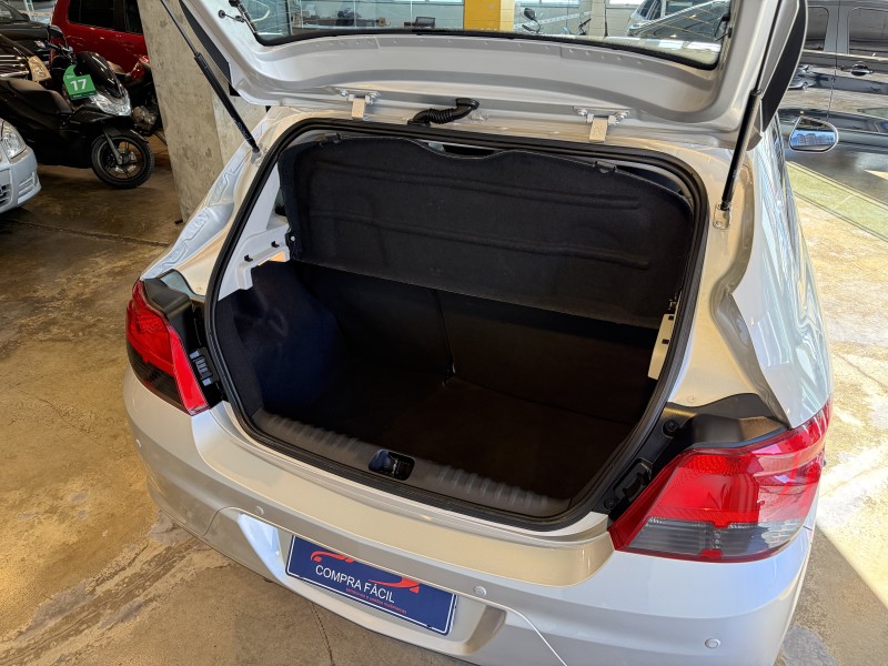 ONIX 1.4 MPFI LTZ 8V FLEX 4P AUTOMÁTICO - 2015 - BENTO GONçALVES