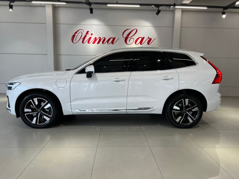 XC60 2.0 T8 RECHARGE PLUS AWD HIBRIDO 4P AUTOMÁTICO - 2026 - FLORES DA CUNHA