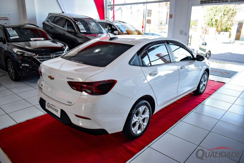 ONIX 1.0	LTZ PLUS 12V TURBO FLEX 4P AUTOMÁTICO - 2024 - SANTA CRUZ DO SUL