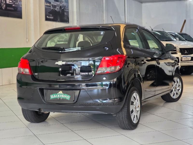 ONIX 1.4 MPFI LT 8V FLEX 4P MANUAL - 2014 - SAPUCAIA DO SUL
