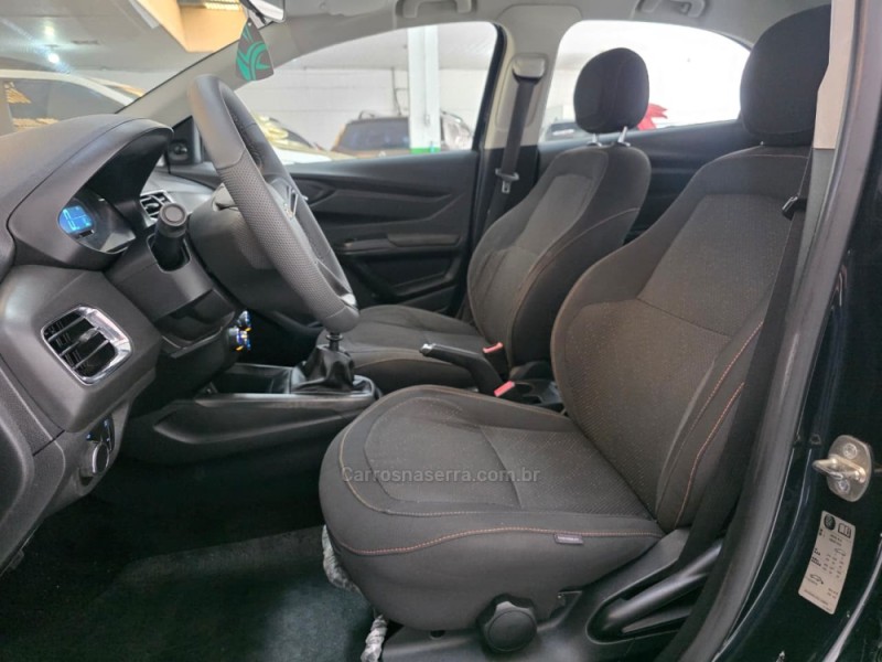 ONIX 1.4 MPFI LT 8V FLEX 4P MANUAL - 2014 - SAPUCAIA DO SUL