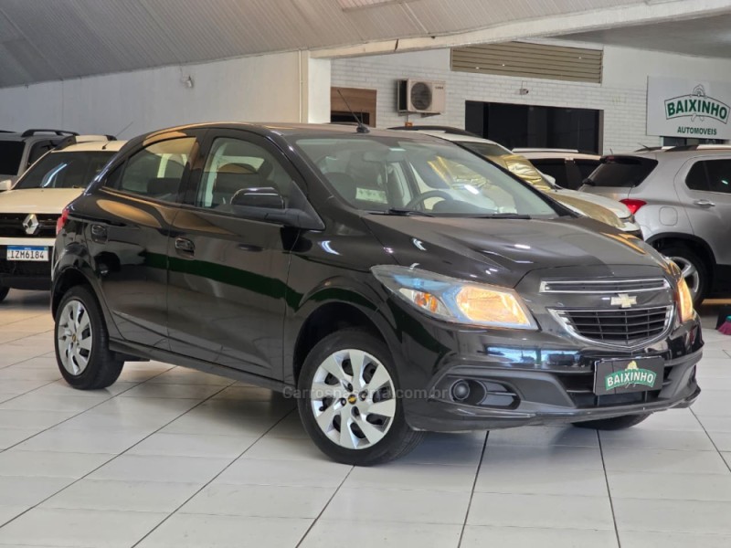 ONIX 1.4 MPFI LT 8V FLEX 4P MANUAL - 2014 - SAPUCAIA DO SUL