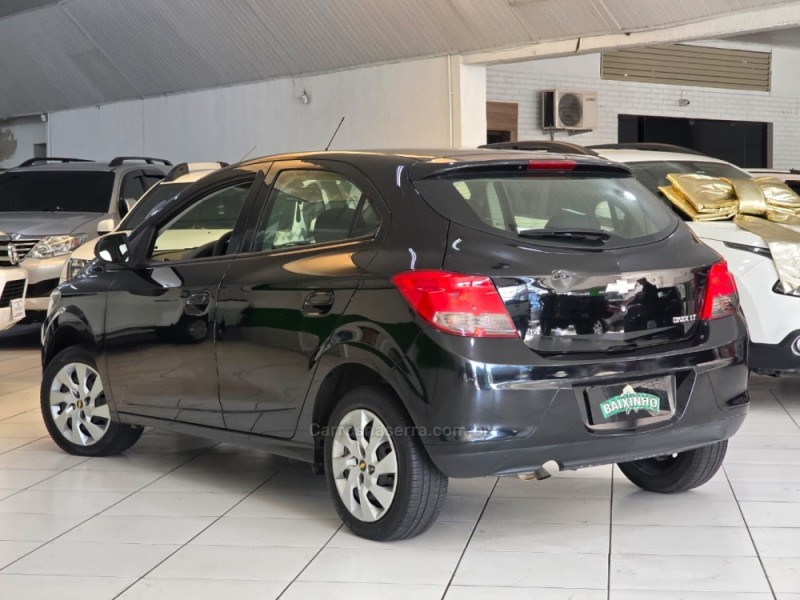 ONIX 1.4 MPFI LT 8V FLEX 4P MANUAL - 2014 - SAPUCAIA DO SUL