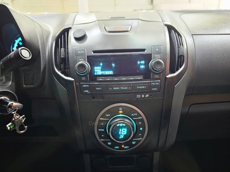 S10 2.4 LTZ 4X2 CD 8V FLEX 4P MANUAL - 2013 - SAPUCAIA DO SUL