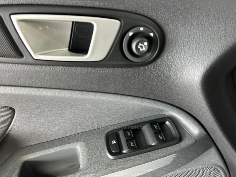 ECOSPORT 2.0 FREESTYLE 16V FLEX 4P AUTOMÁTICO - 2015 - CAXIAS DO SUL