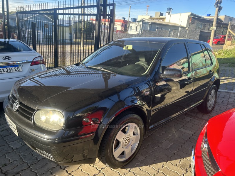 GOLF 2.0 MI 8V GASOLINA 4P MANUAL - 2004 - CAXIAS DO SUL