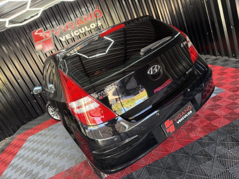 I30 2.0 MPI 16V GASOLINA 4P AUTOMÁTICO - 2012 - CAXIAS DO SUL