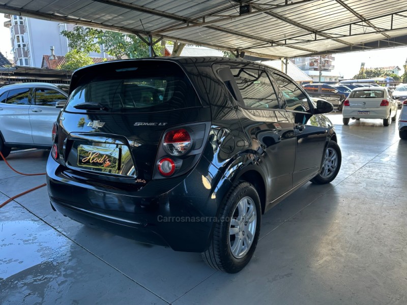 SONIC 1.6 LT 16V FLEX 4P MANUAL - 2013 - CANELA