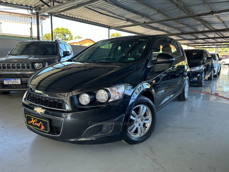 SONIC 1.6 LT 16V FLEX 4P MANUAL - 2013 - CANELA