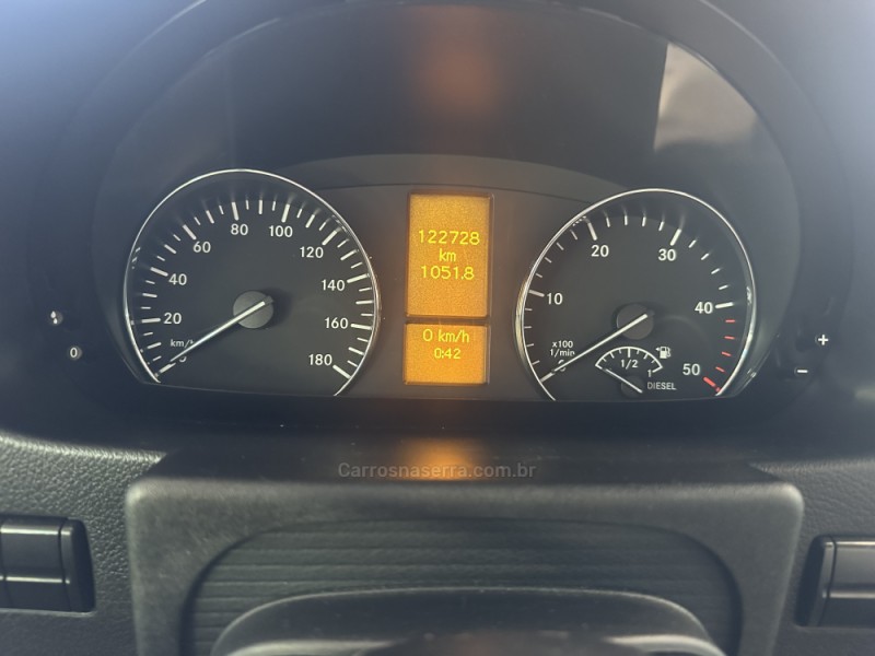 SPRINTER 2.2 FURGÃO STREET 415 CDI TETO ALTO DIESEL 3P MANUAL - 2019 - CANELA