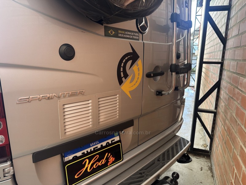 SPRINTER 2.2 FURGÃO STREET 415 CDI TETO ALTO DIESEL 3P MANUAL - 2019 - CANELA