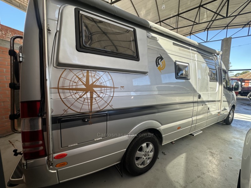 SPRINTER 2.2 FURGÃO STREET 415 CDI TETO ALTO DIESEL 3P MANUAL - 2019 - CANELA