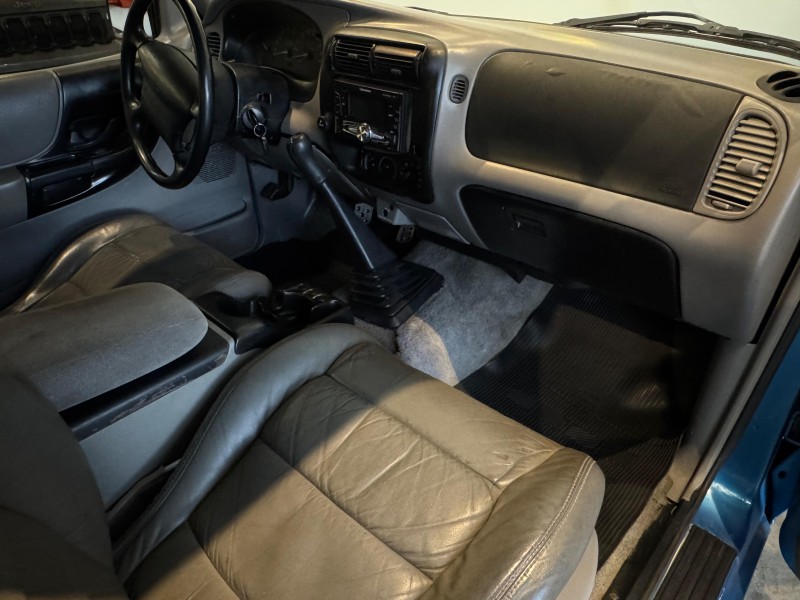 RANGER 4.0 STX 4X2 CE V6 12V GASOLINA 2P MANUAL - 1996 - CAXIAS DO SUL
