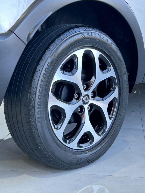 CAPTUR 1.6 16V FLEX INTENSE AUTOMÁTICO - 2018 - CAXIAS DO SUL