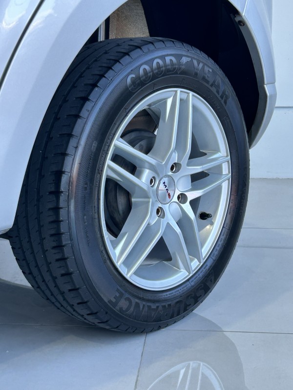 SANDERO 1.6 EXPRESSION 8V FLEX 4P MANUAL - 2013 - CAXIAS DO SUL