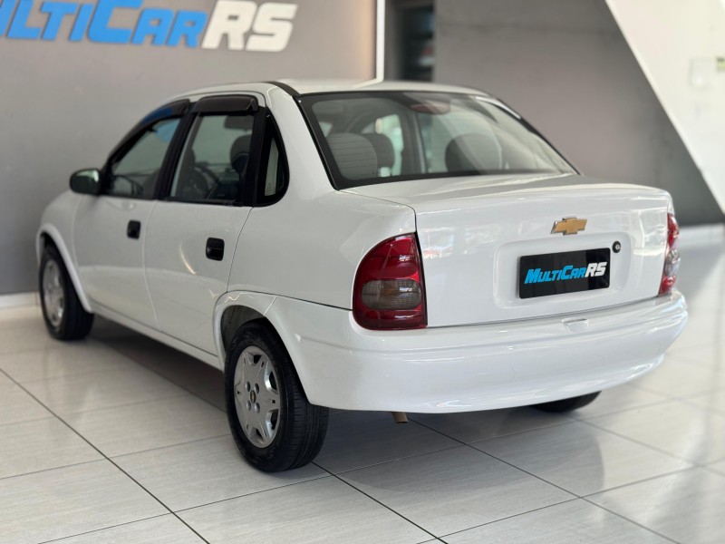 CLASSIC 1.0 MPFI LIFE 8V FLEX 4P MANUAL - 2010 - ESTâNCIA VELHA