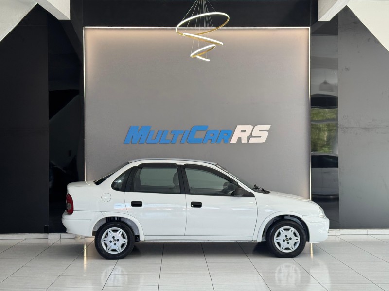 CLASSIC 1.0 MPFI LIFE 8V FLEX 4P MANUAL - 2010 - ESTâNCIA VELHA