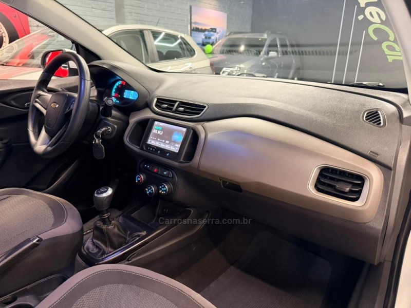 PRISMA 1.4 MPFI LTZ 8V FLEX 4P MANUAL - 2016 - ESTâNCIA VELHA