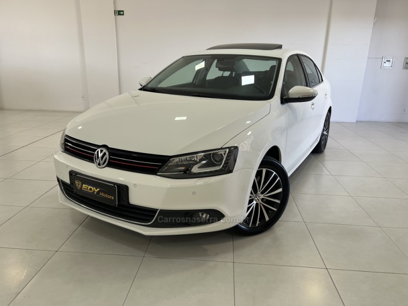 jetta 2.0 tsi highline 211cv gasolina 4p dsg 2013 bento goncalves