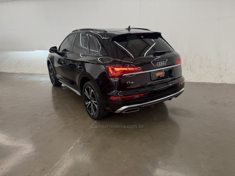 Q5 2.0 TFSI S-LINE S TRONIC 16V GASOLINA 4P AUTOMÁTICO - 2022 - CAXIAS DO SUL