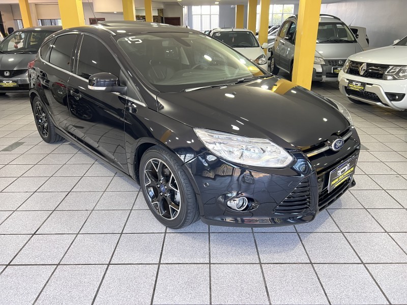 FOCUS 2.0 TITANIUM PLUS 16V FLEX 4P AUTOMÁTICO - 2015 - CAXIAS DO SUL