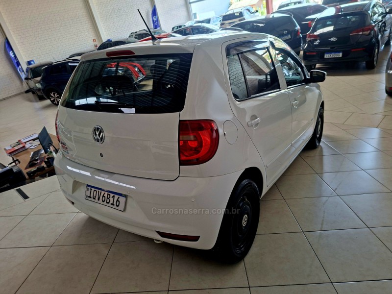 FOX 1.0 ITREND 8V FLEX 4P MANUAL - 2011 - FARROUPILHA