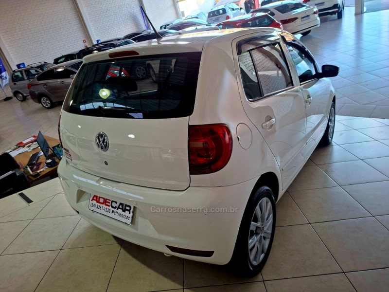 FOX 1.0 ITREND 8V FLEX 4P MANUAL - 2011 - FARROUPILHA
