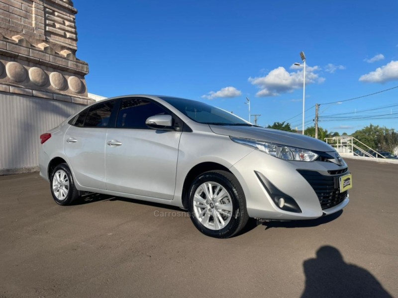 YARIS 1.5 XL SEDAN 16V FLEX 4P AUTOMÁTICO - 2019 - SANTA CRUZ DO SUL