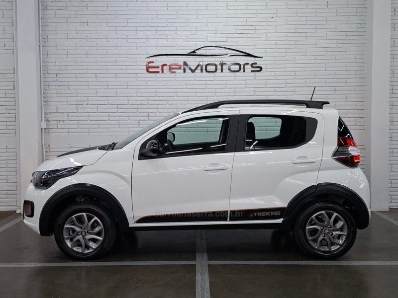 mobi 1.0 trekking 8v flex 4p manual 2025 erechim