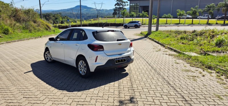 ONIX 1.0 12V FLEX 4P MANUAL - 2020 - IVOTI