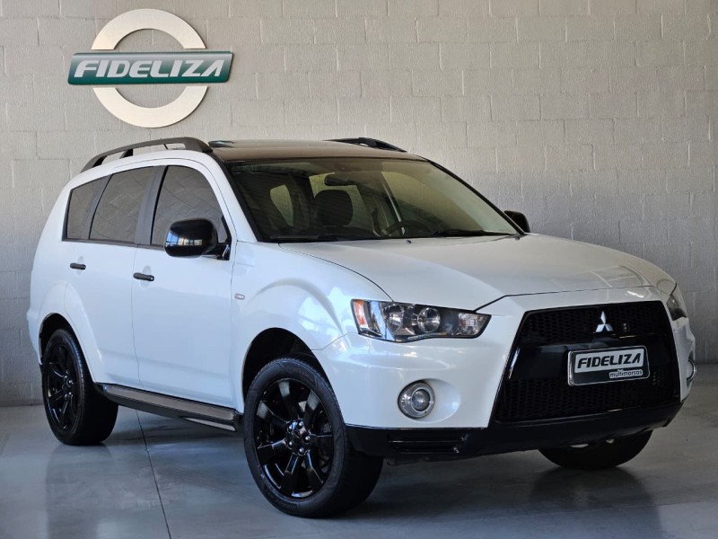 OUTLANDER 2.0 16V GASOLINA 4P AUTOMÁTICO - 2012 - FARROUPILHA