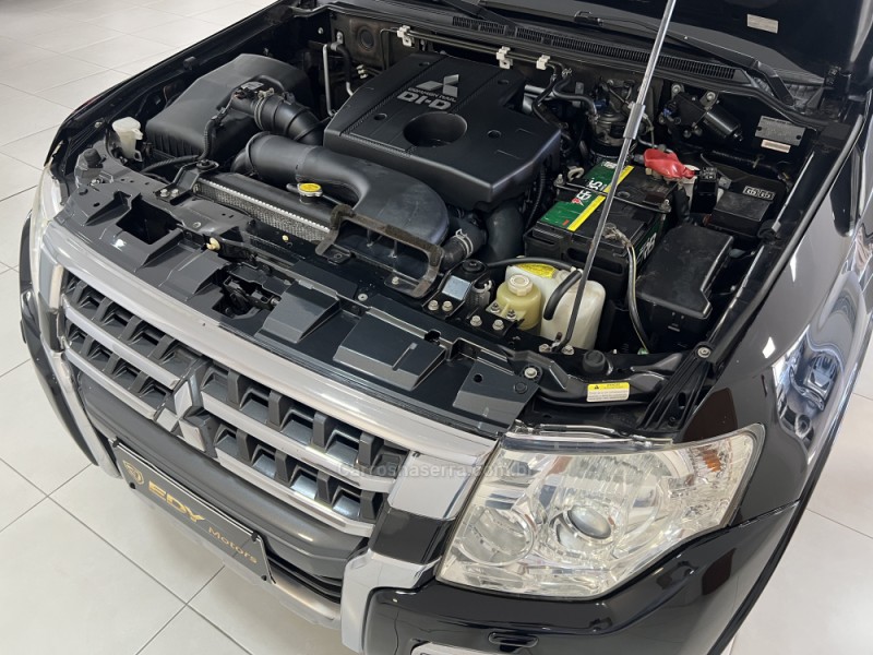 PAJERO 3.2 HPE 4X4 7 LUGARES 16V TURBO INTERCOOLER DIESEL 4P AUTOMÁTICO - 2015 - BENTO GONçALVES