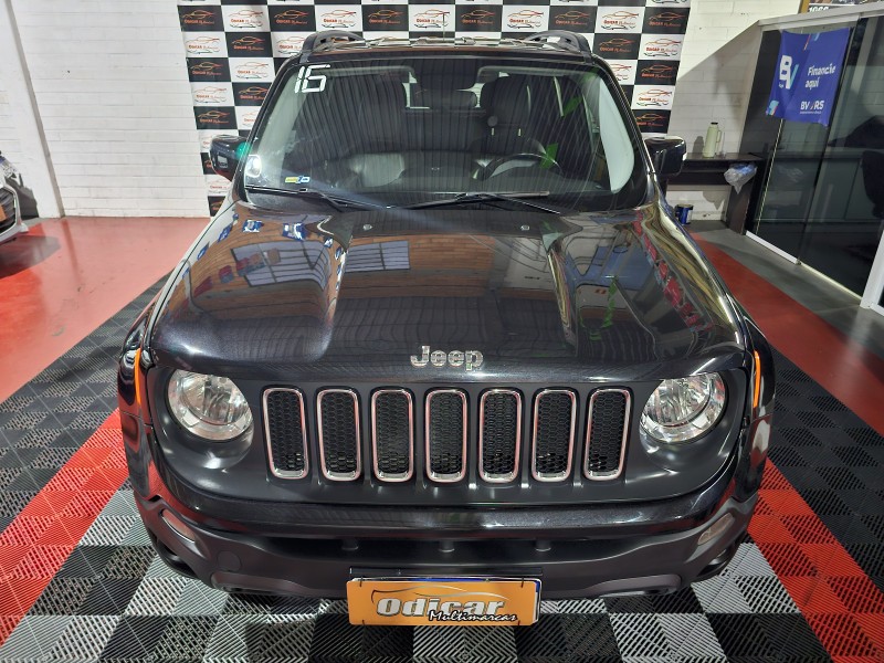 RENEGADE 2.0 16V TURBO DIESEL LONGITUDE 4P 4X4 AUTOMÁTICO - 2016 - CAXIAS DO SUL