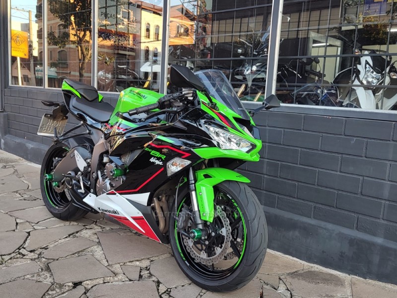 NINJA ZX-6R 600CC  - 2022 - FLORES DA CUNHA