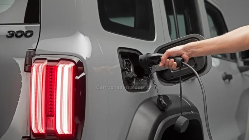 TANK 300 2.0 PHEV 16V HÍBRIDO 4P AUTOMÁTICO - 2027 - FLORES DA CUNHA