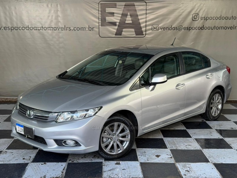 civic 1.8 lxs 16v gasolina 4p automatico 2014 nova prata