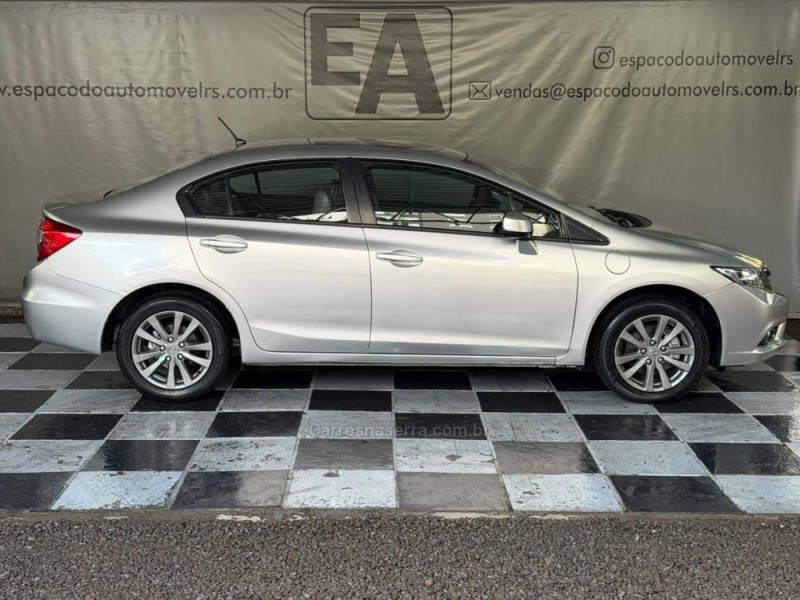 CIVIC 1.8 LXS 16V GASOLINA 4P AUTOMÁTICO - 2014 - NOVA PRATA